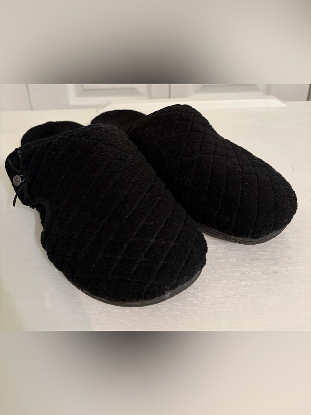 Vionic Adilyn Women's Orthotic Support Slippers-Black 10 Quilted